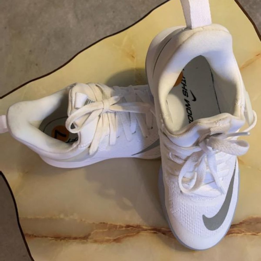 Nike Zoom Shift Syle 917731-100